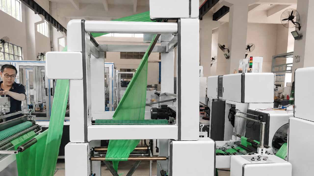 LayerQuestar factory acceptance test — 72-hour continuous run of LQ-DG drawstring bag machine